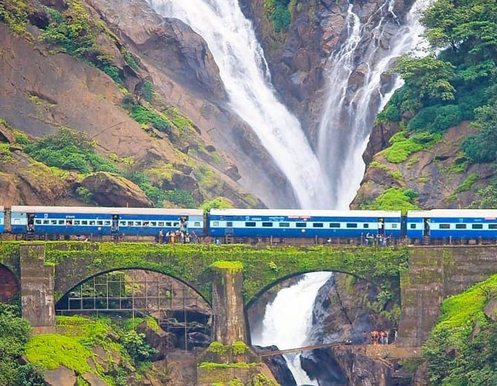 Dudhsagar-Waterfalls-Goa