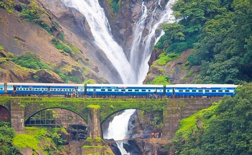 Dudhsagar-Waterfalls-Goa